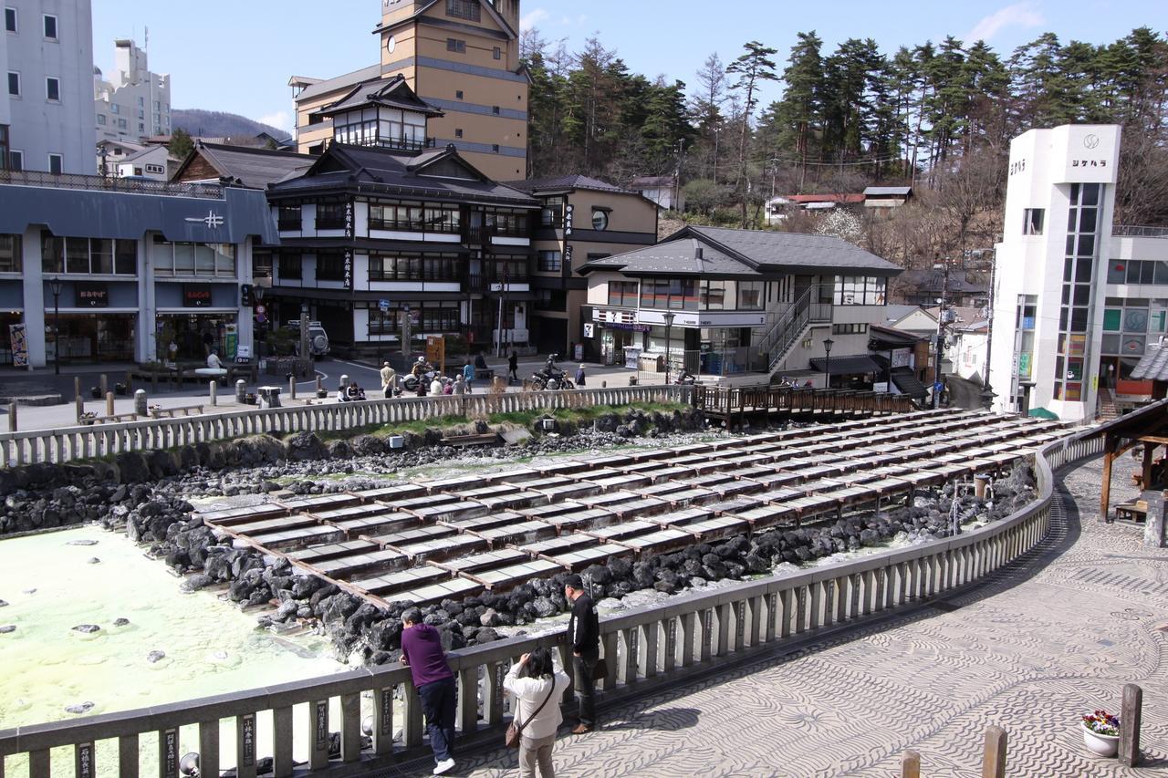 Akachan! Kids! Daikangei No Yado Yutaka Kusatsu  Esterno foto